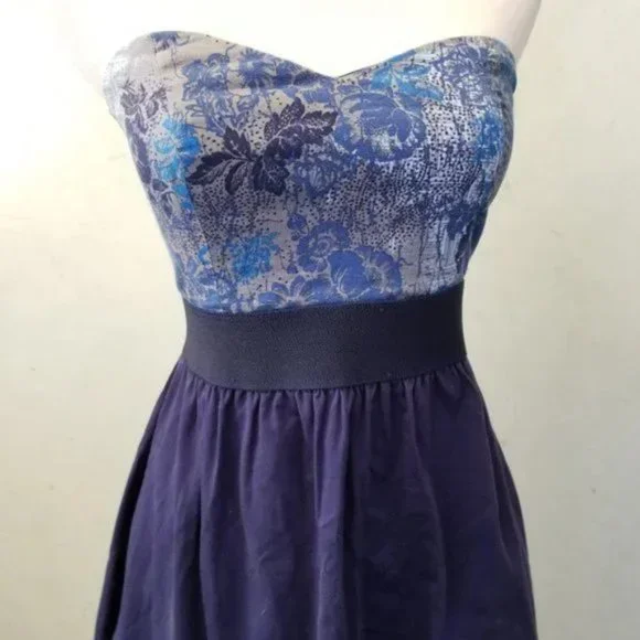 Ecote floral tube top dress with pockets women's size Small (Z5)